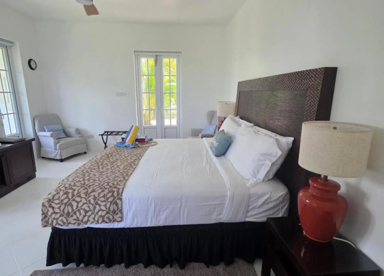 Bed and breakfast Large Beautiful Villa With Ocean Views And Private Pool - 3 Bedroom Listing Cap Estate