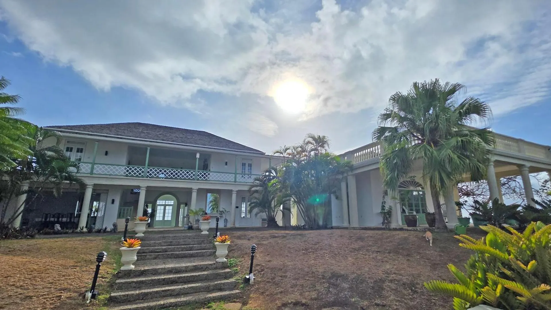 Bed and breakfast Large Beautiful Villa With Ocean Views And Private Pool - 3 Bedroom Listing Cap Estate Santa Lucía