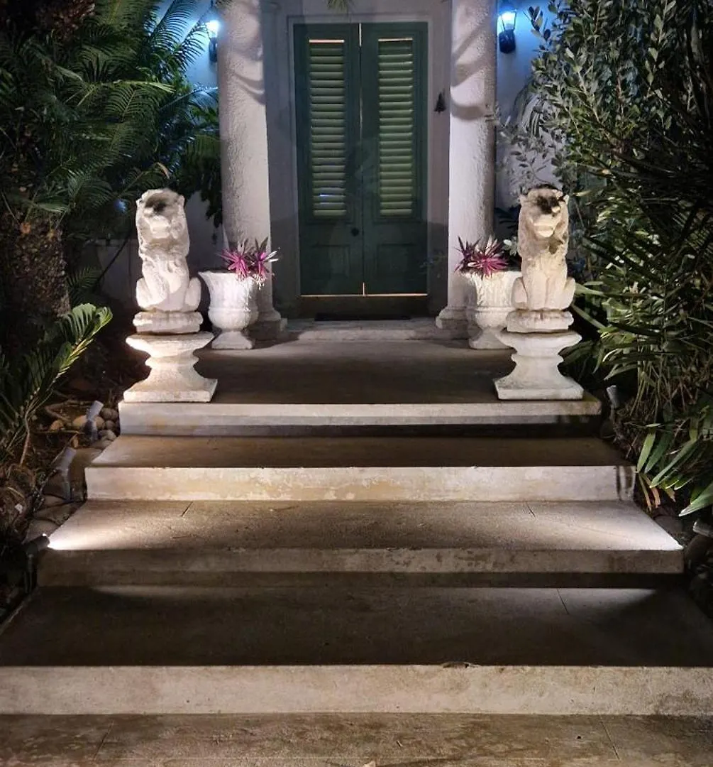 Large Beautiful Villa With Ocean Views And Private Pool - 3 Bedroom Listing Cap Estate 0*,  Santa Lucía